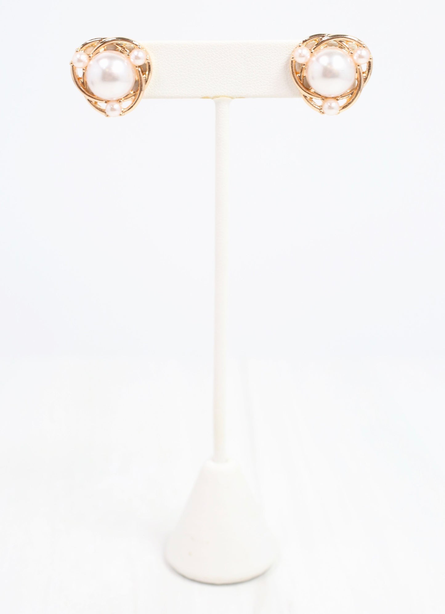 Evanson Pearl Stud Earring Gold