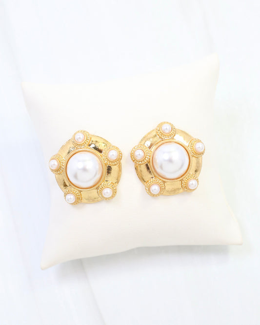 Britannia Pearl Stud Earring WRVG