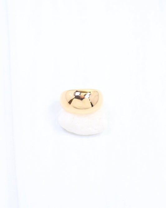 Opal Dome Ring WR Gold