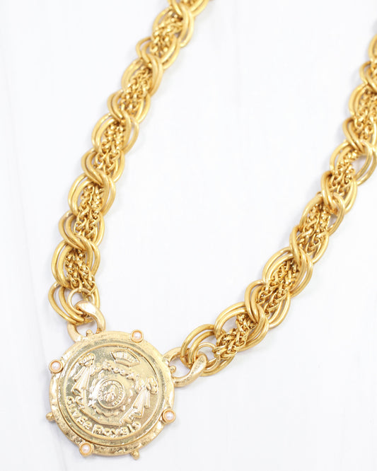 Edinburgh Medallion Pendant Necklace WRVG