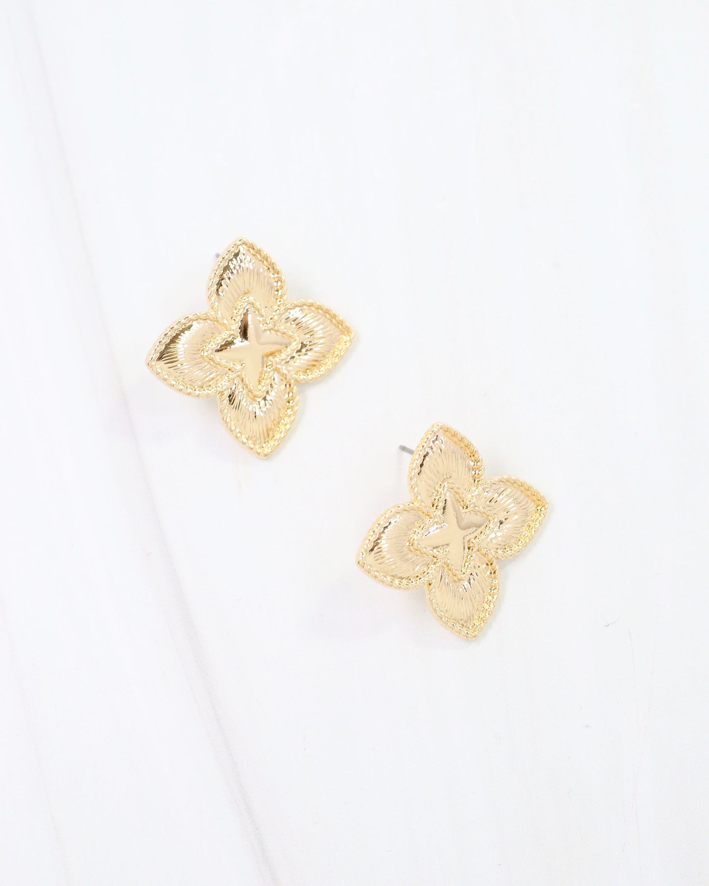 Eufaula Quatrefoil Post Earring Gold