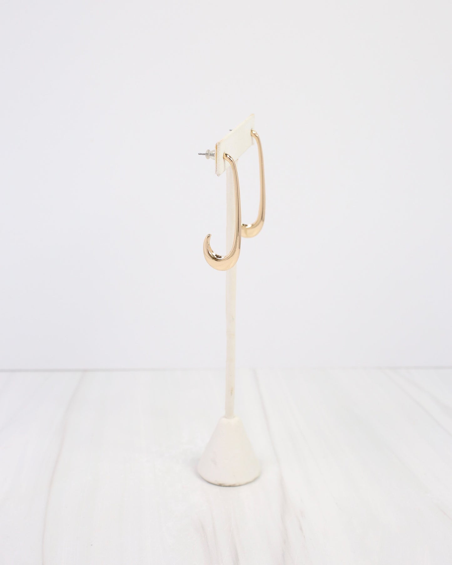 Ferrara Elongated Hoop Earring Gold