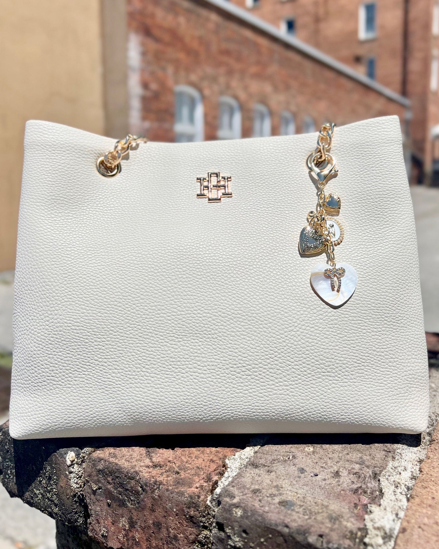 Hearts of Gold Bag Charm Gold