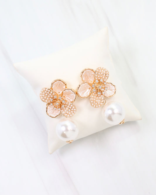 Ashland Pearl Embellished Flower Earing Gold
