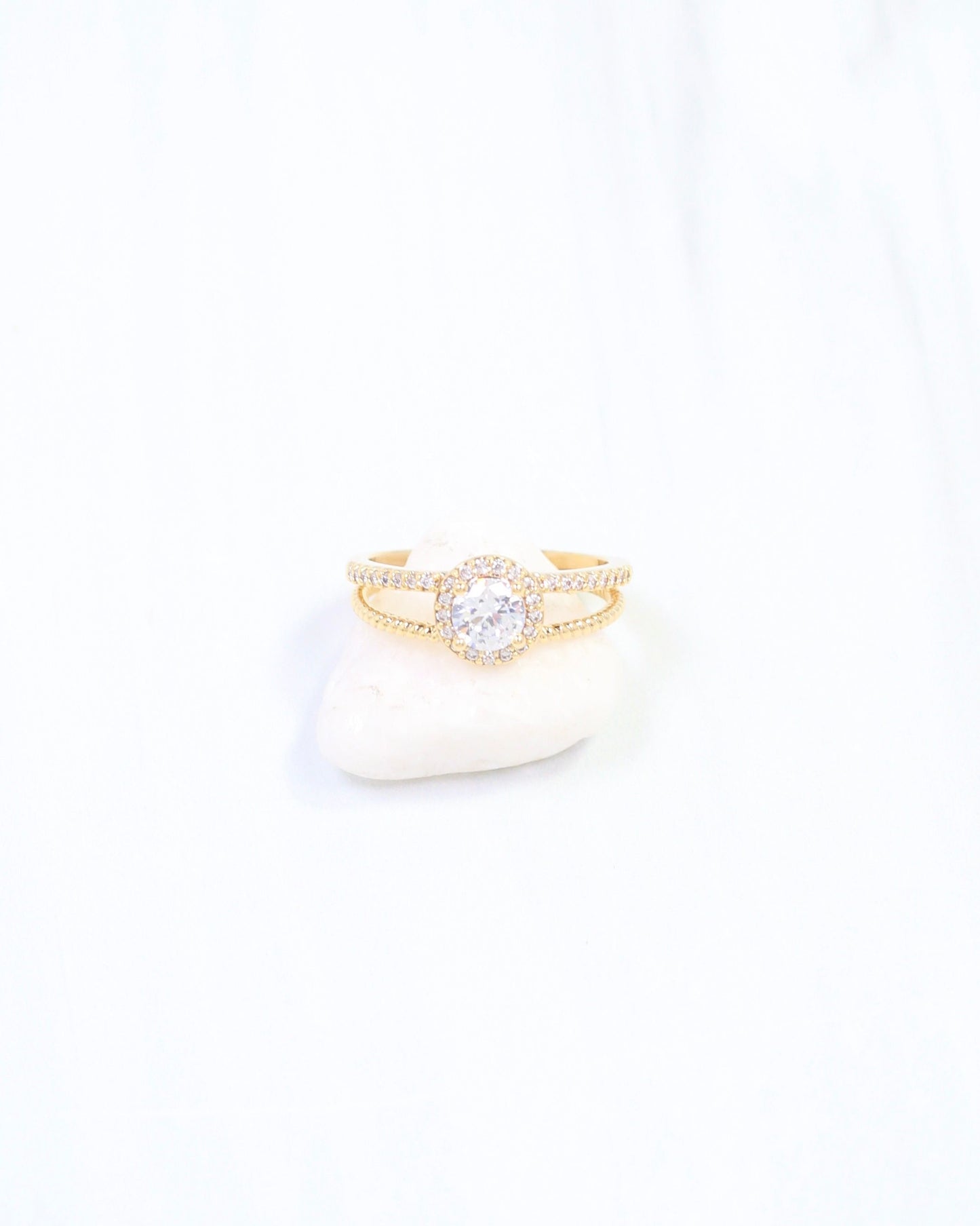 Nyla CZ Ring WR Gold