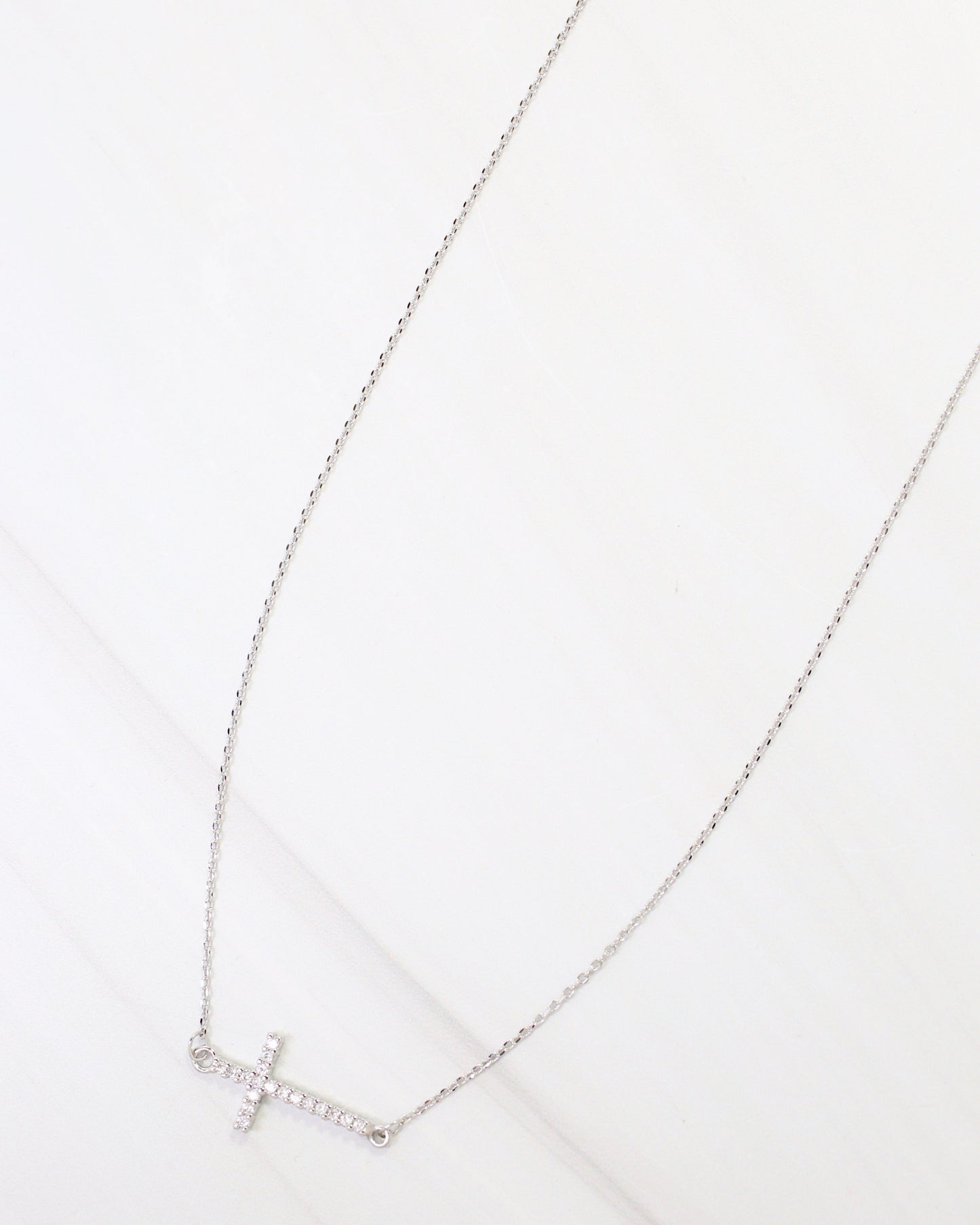 Lakehurst Side Cross Necklace WR Silver