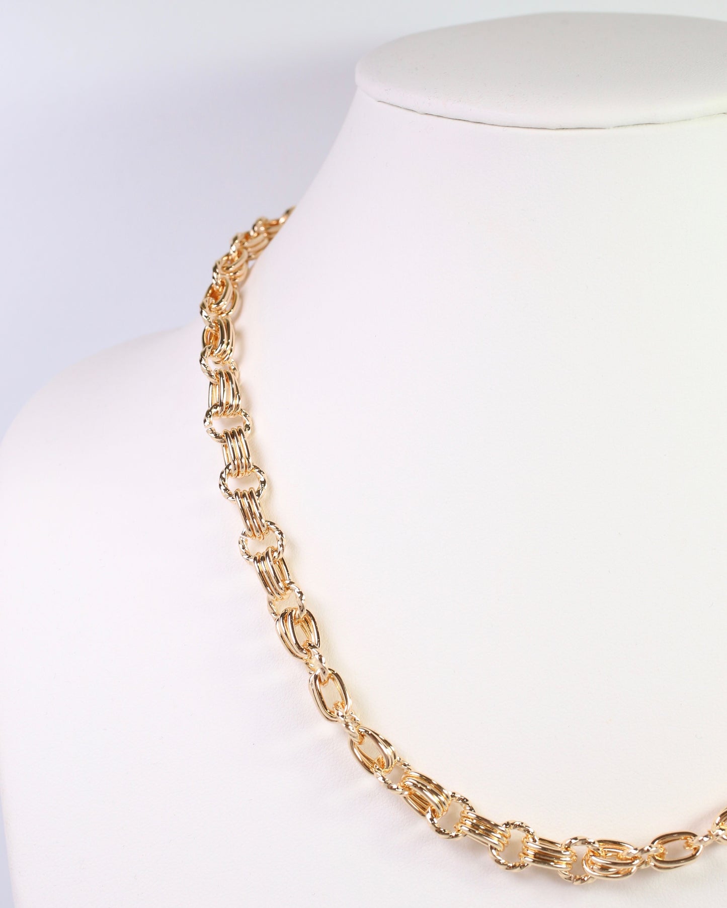 Cincinnati Triple Link Necklace Gold