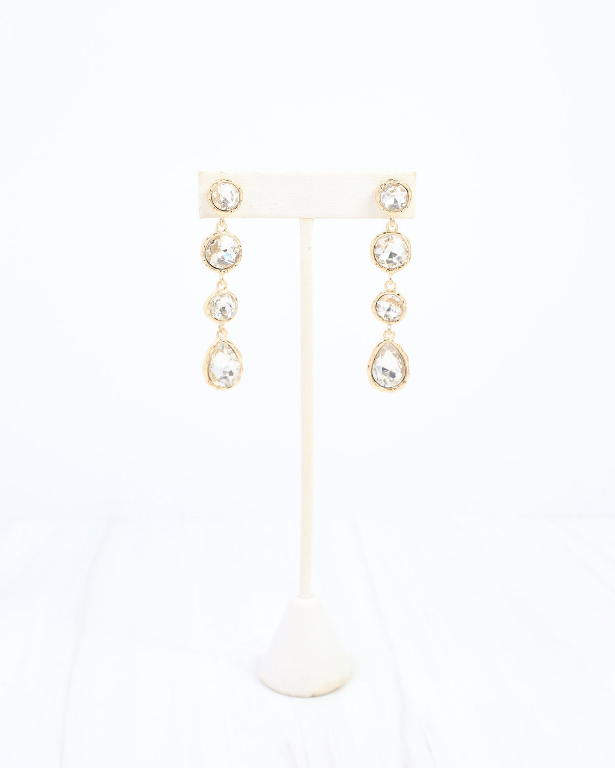 Sailish Linear Crystal Dangle Earring Clear
