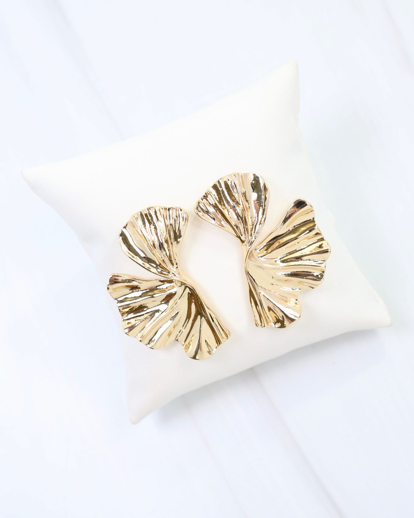 Campbellsville Flower Fan Earring Gold