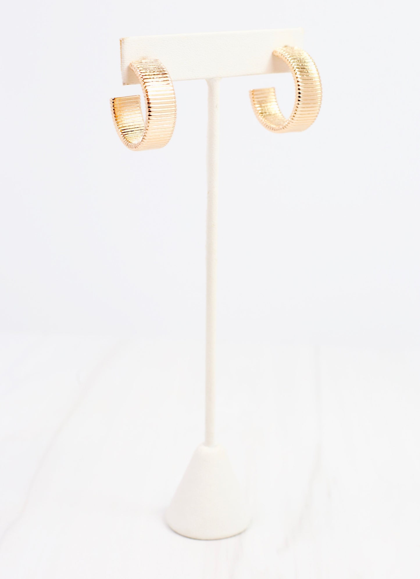 Poppy Hoop Earring Gold
