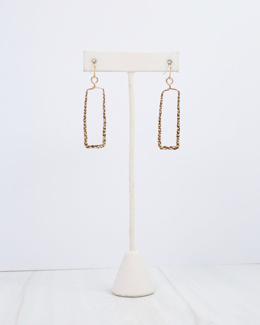 Ontario Rectangular Hammered Earring Gold