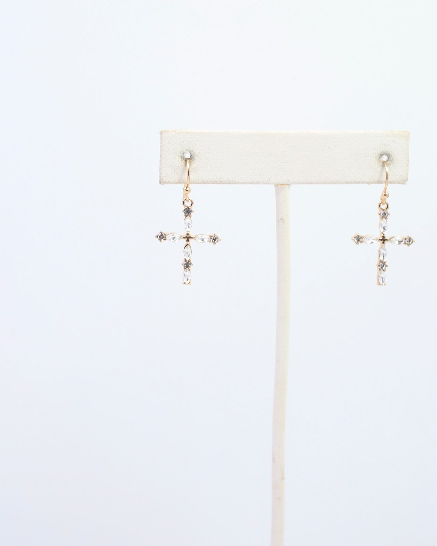 Albritton Pave Cross Earring Gold