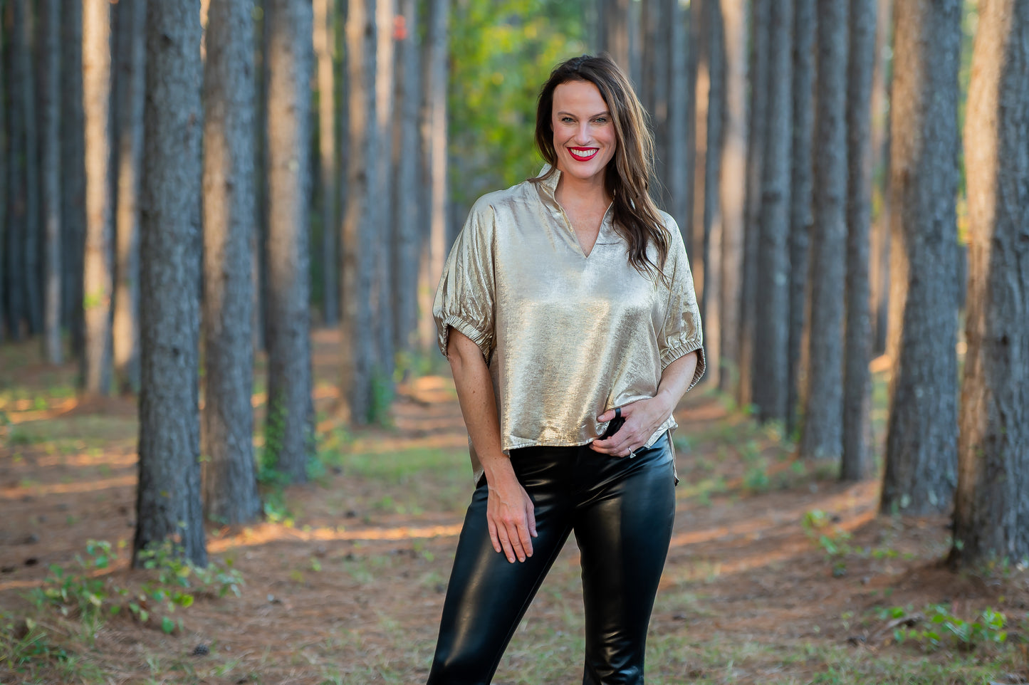 Tena Metallic V-Neck - Gold