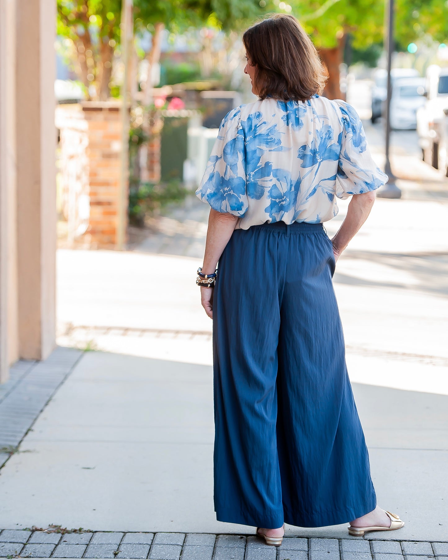 Martha Tuck Front Wide Crop Pants