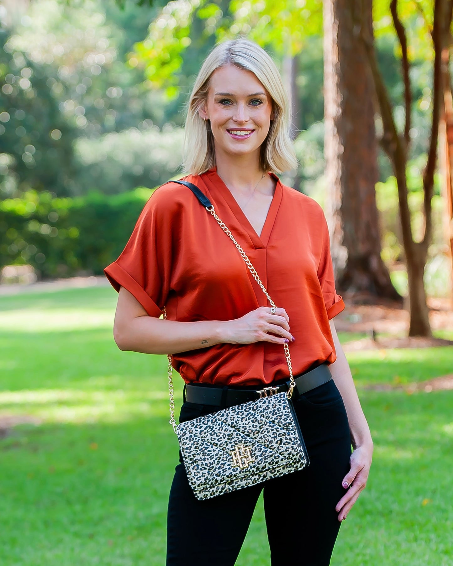 Bryn Crossbody Clutch Spotted LD