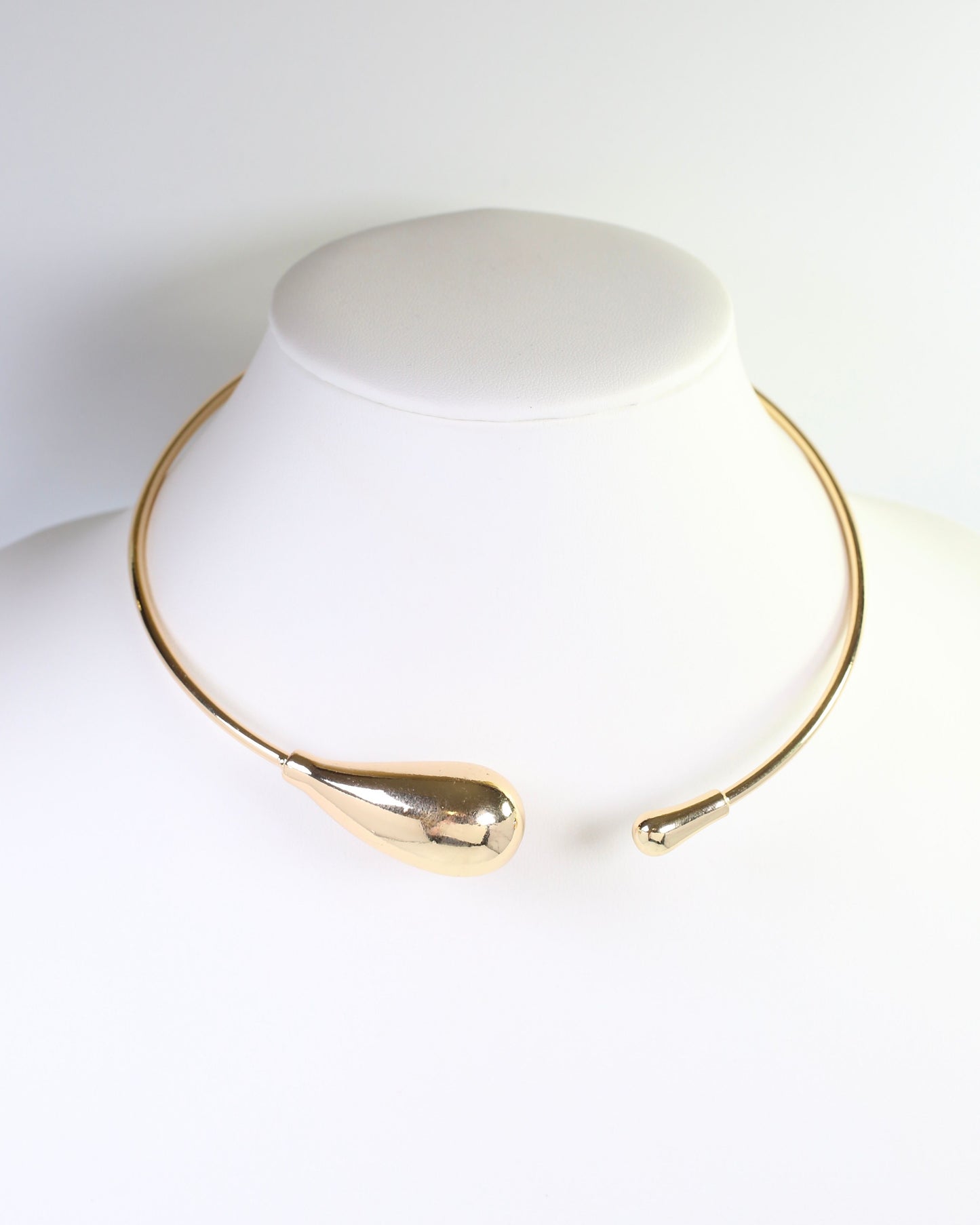 Angela Drop Collar Necklace Gold