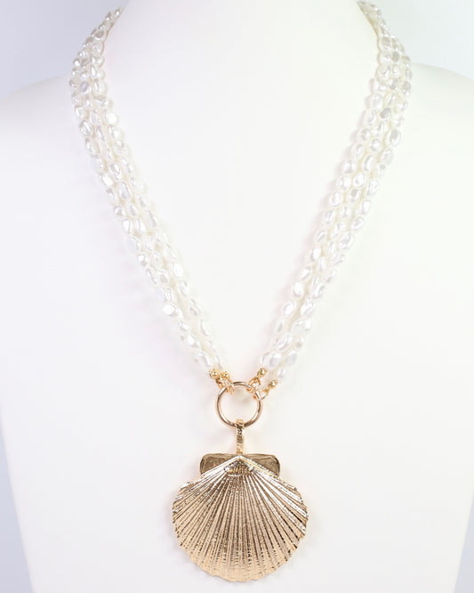 Turks Layered Pearl Shell Necklace Cream