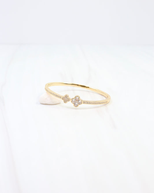 Passaic Clover CZ Hinge Bracelet WR Gold