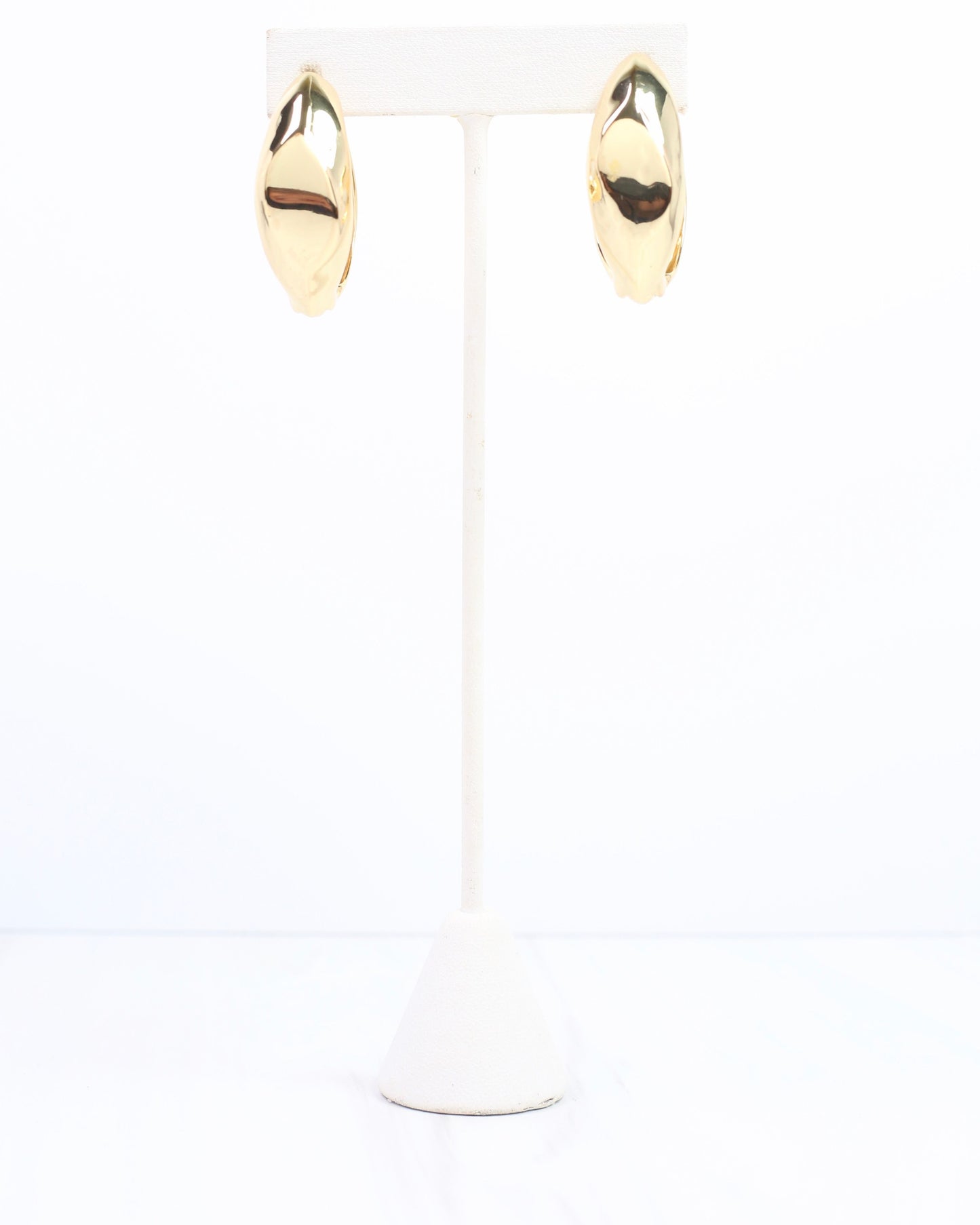 Mila Hoop Earring Gold
