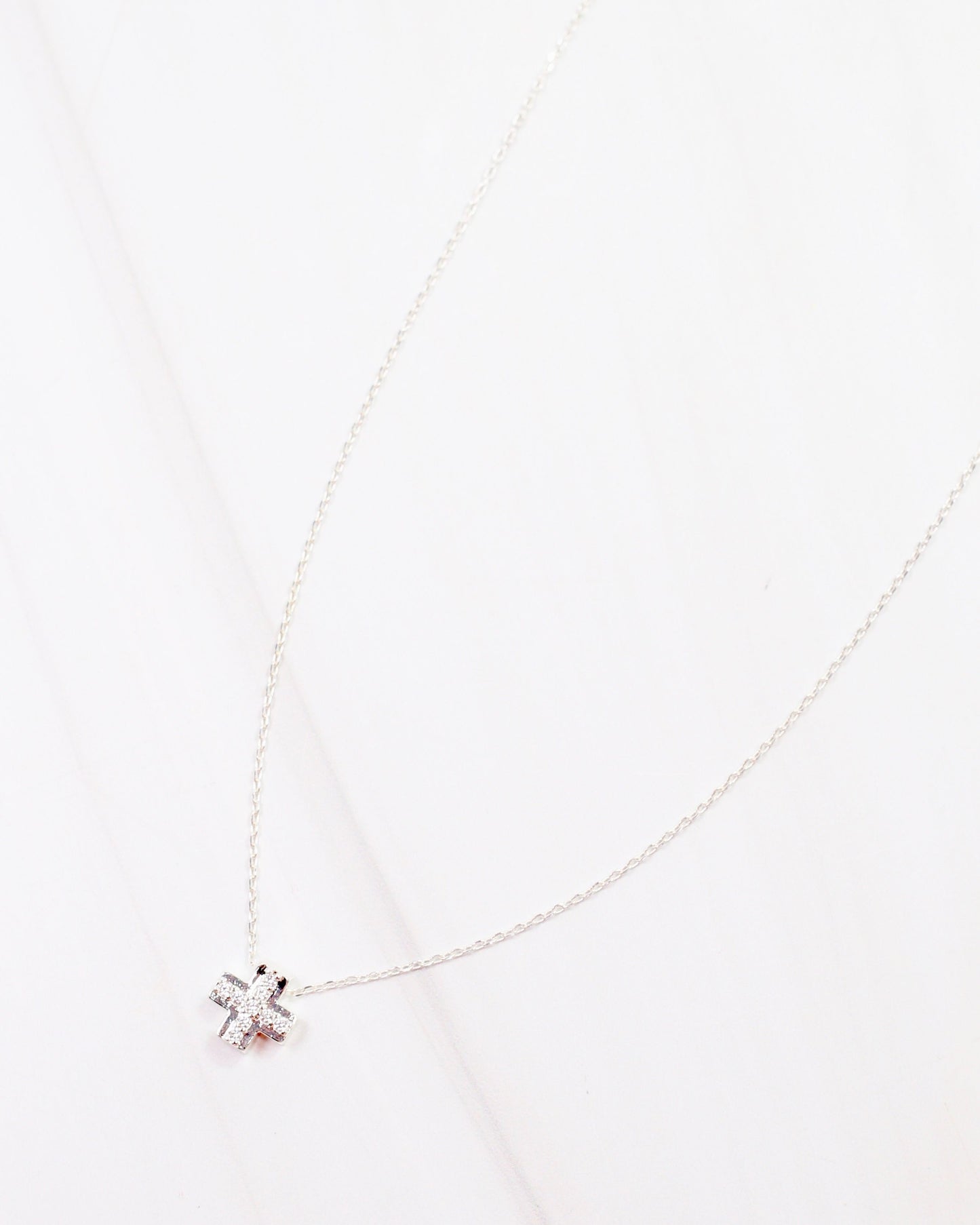 Aria Cross Necklace Silver