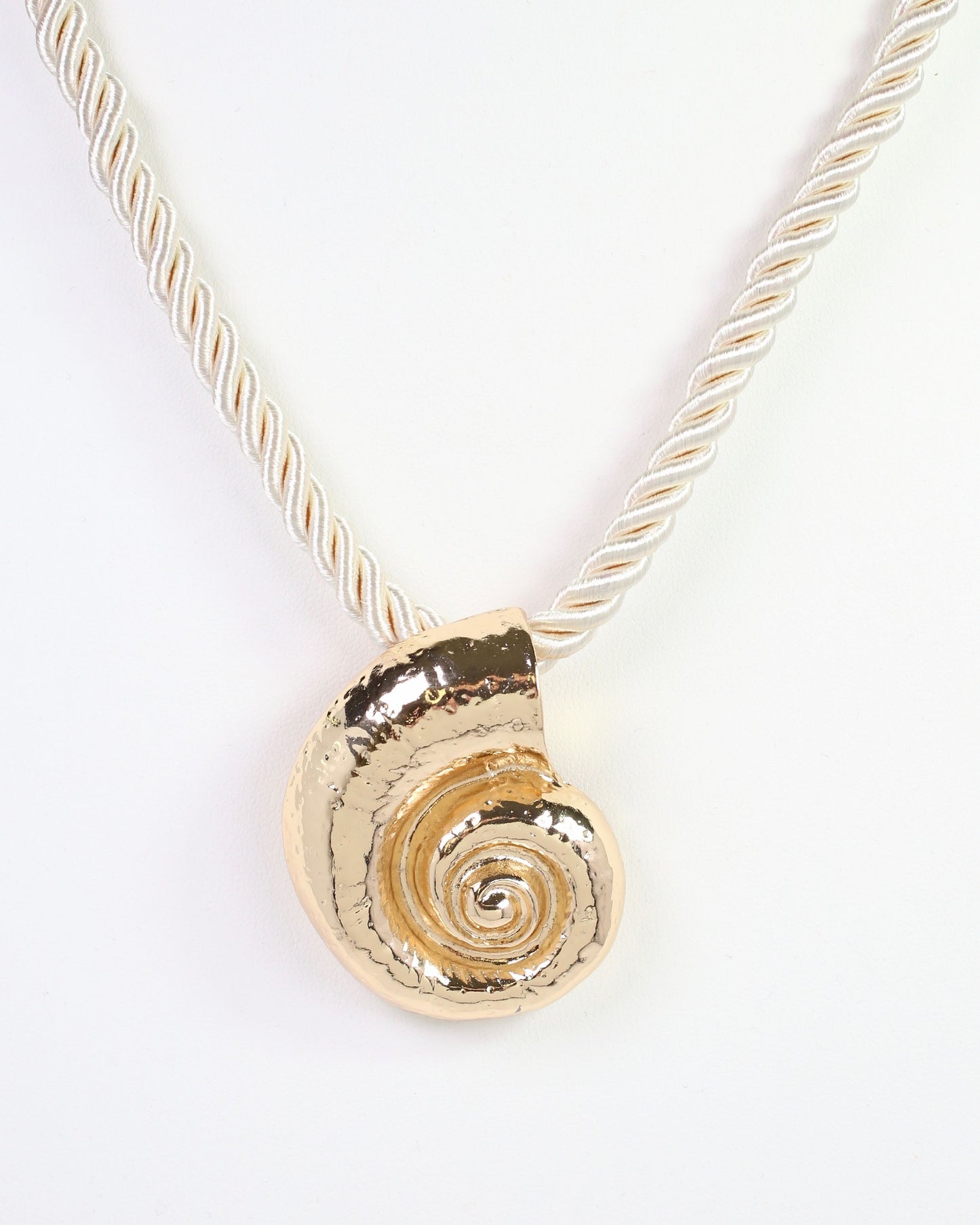 Matera Nautilus Shell Cord Necklace Gold
