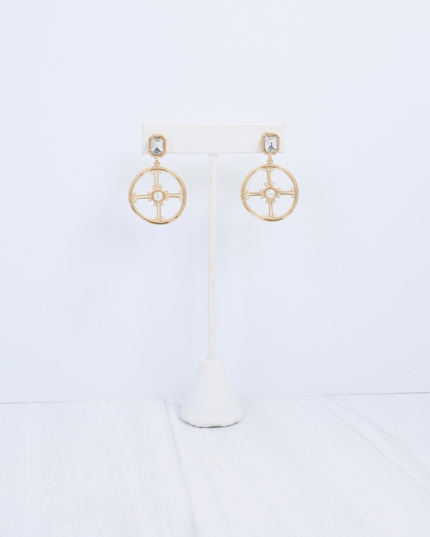 Acacia Vintage Dangle Earring Worn Gold