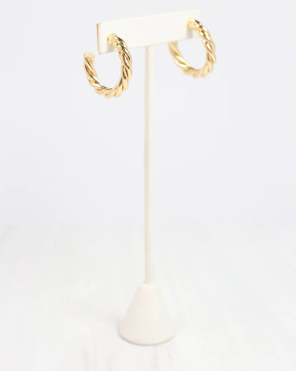 Audrey Twisted Hoop Earring Shiny Gold