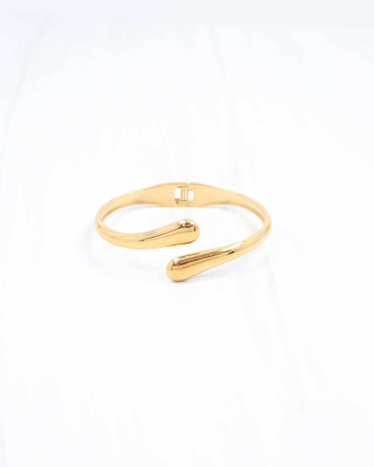 Alida Hinged Bangle Bracelet WR Gold