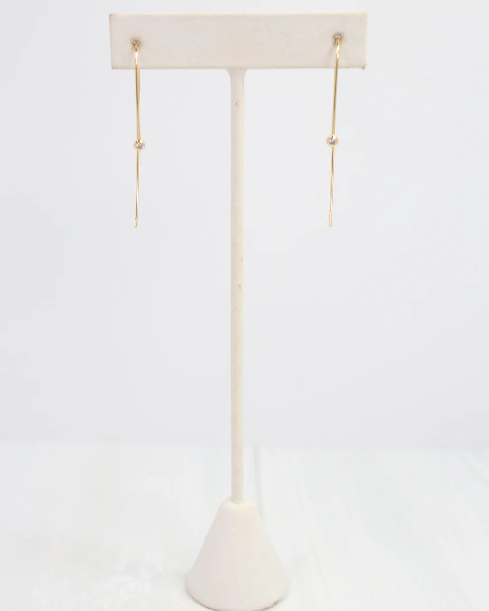 Reuben Wire Earring with Stone Gold