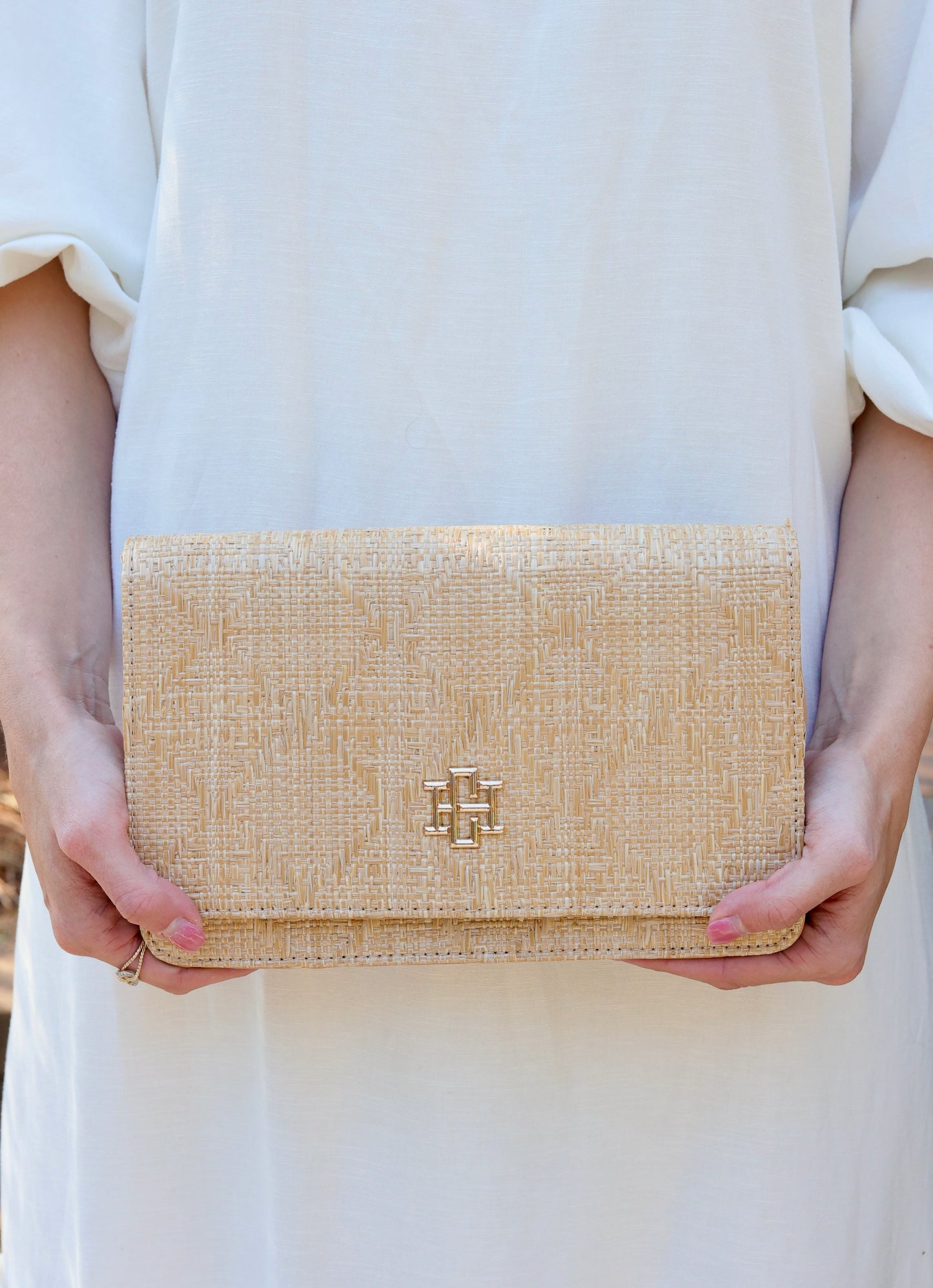 Bryn Clutch/Crossbody Natural Lattice Tan