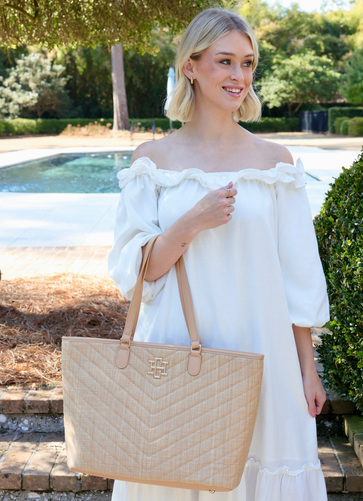 James Tote Natural V Quilted