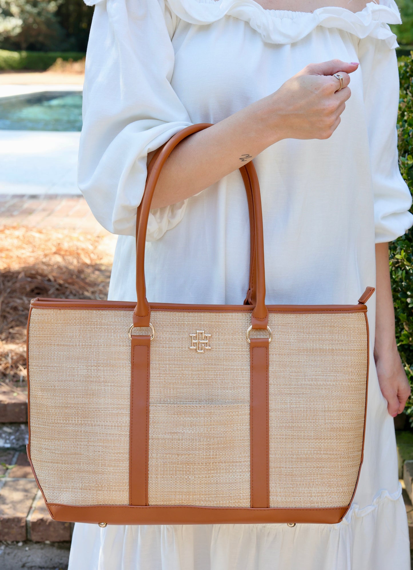 Greyson Tote Natural Camel