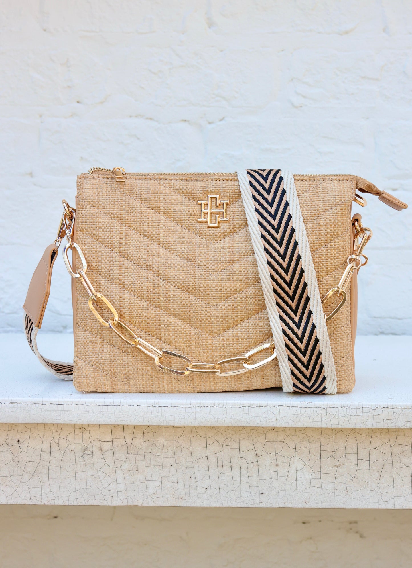 Ariana Crossbody Natural V Quilt