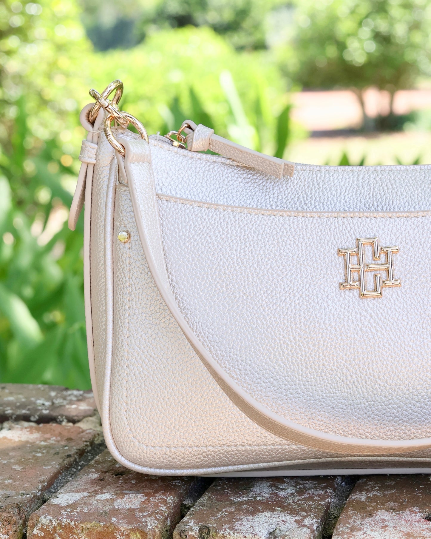 Paxton Crossbody with Pockets Pearl PB