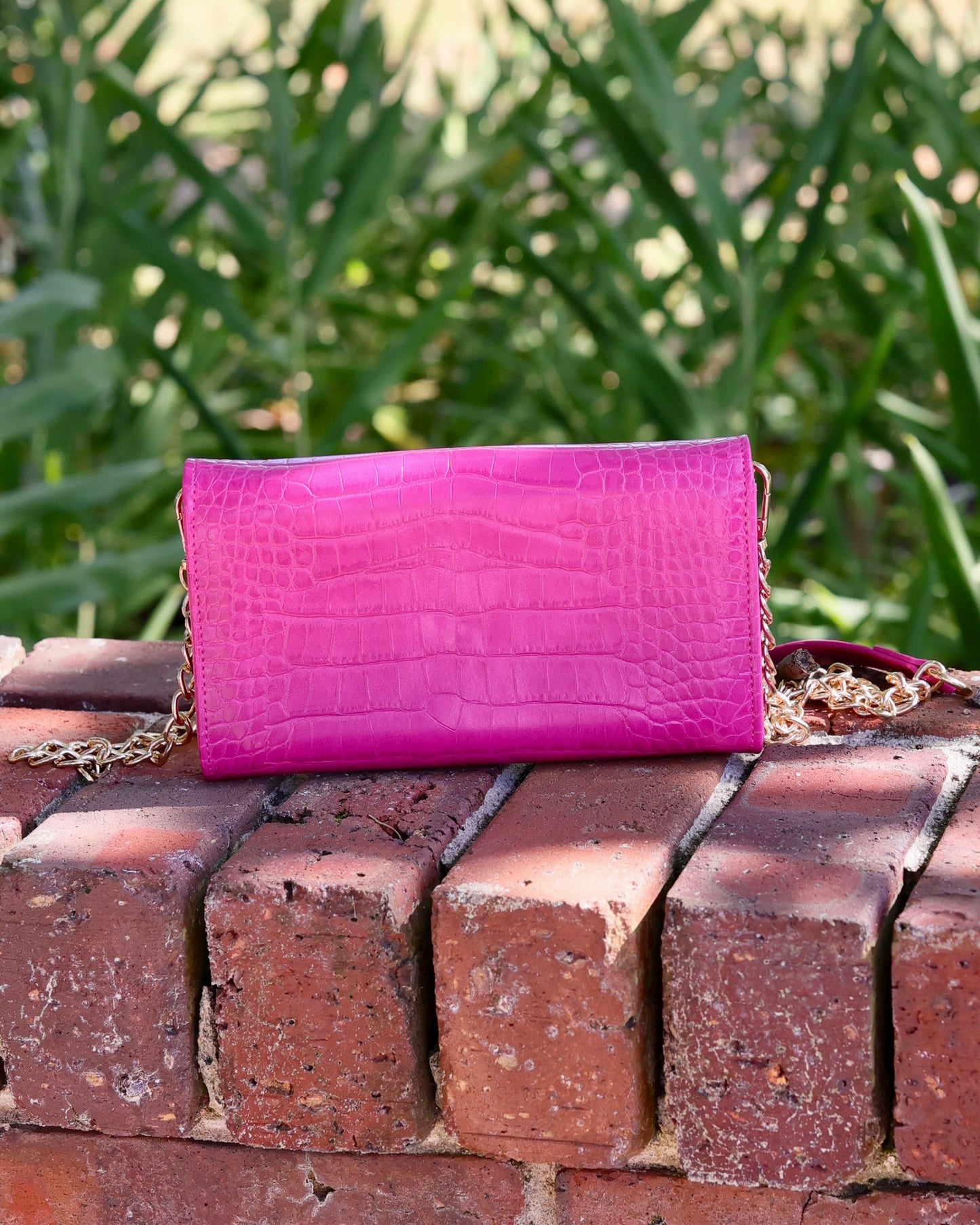 Carlington Clutch Crossbody Hot Pink EC