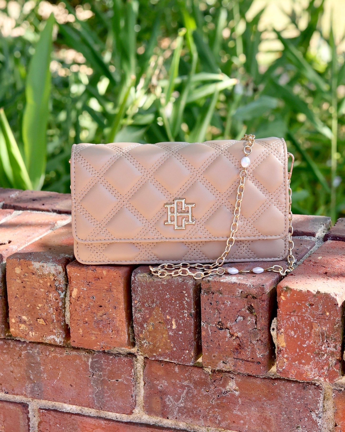 Brynleigh Clutch Crossbody Latte DQ