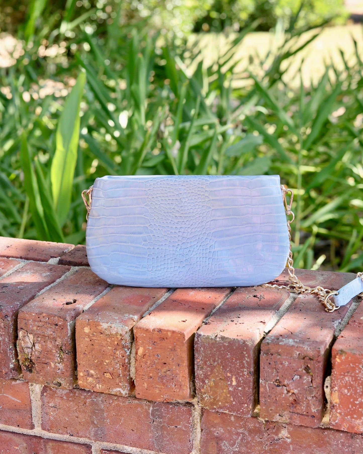 Livi Crossbody - Baby Blue EC