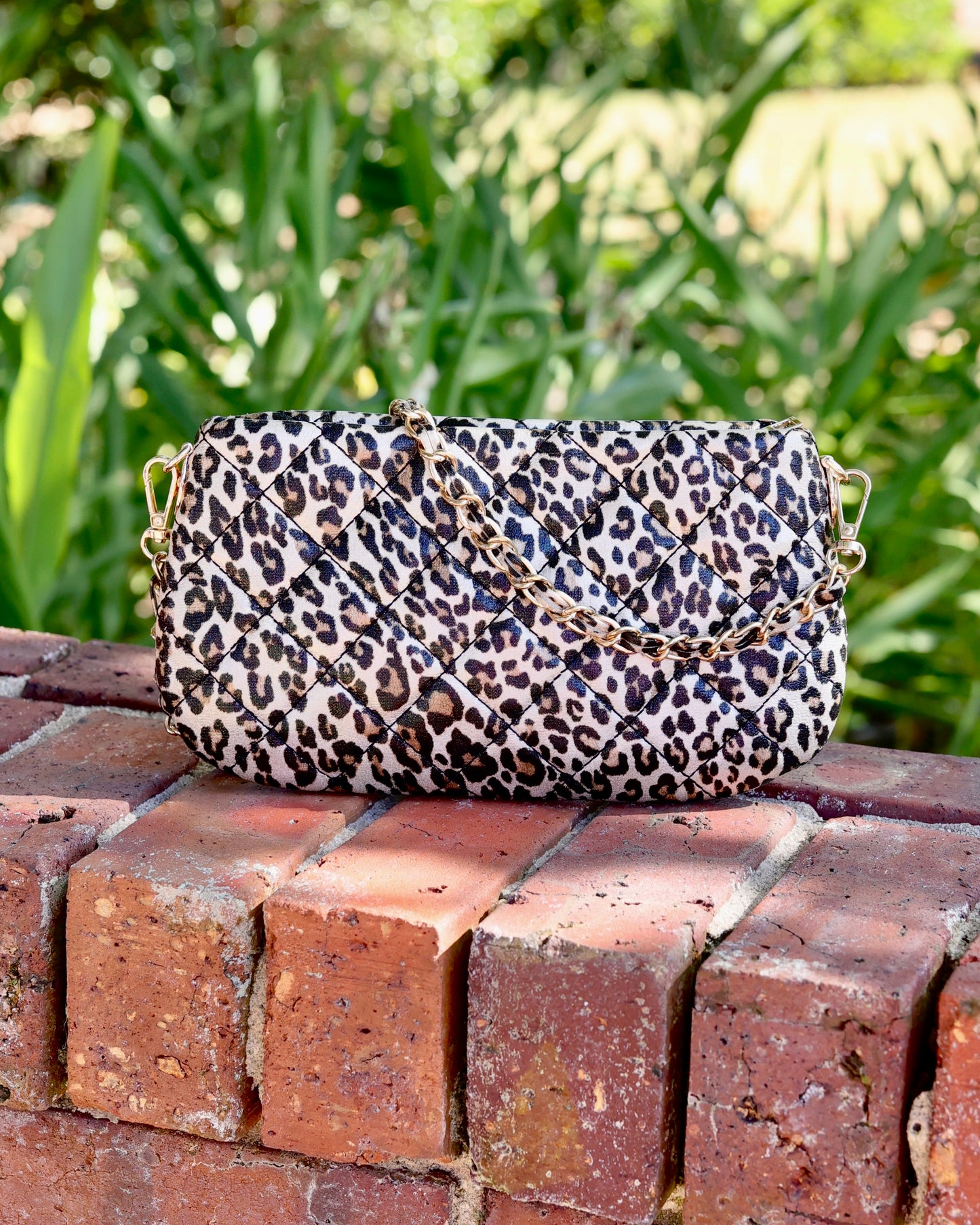 Livi Crossbody - Spotted SQ
