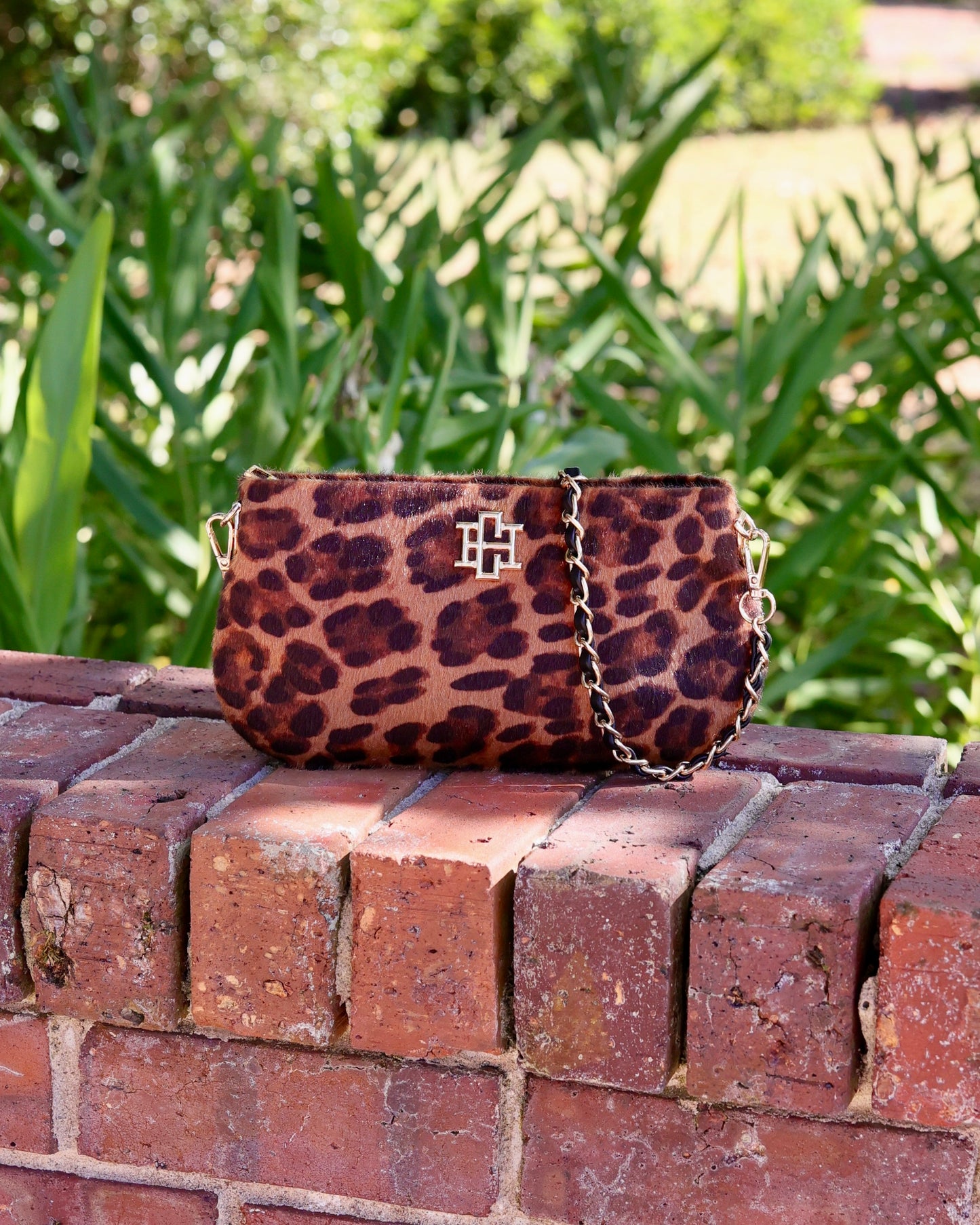 Livi Crossbody - Spotted Saddle