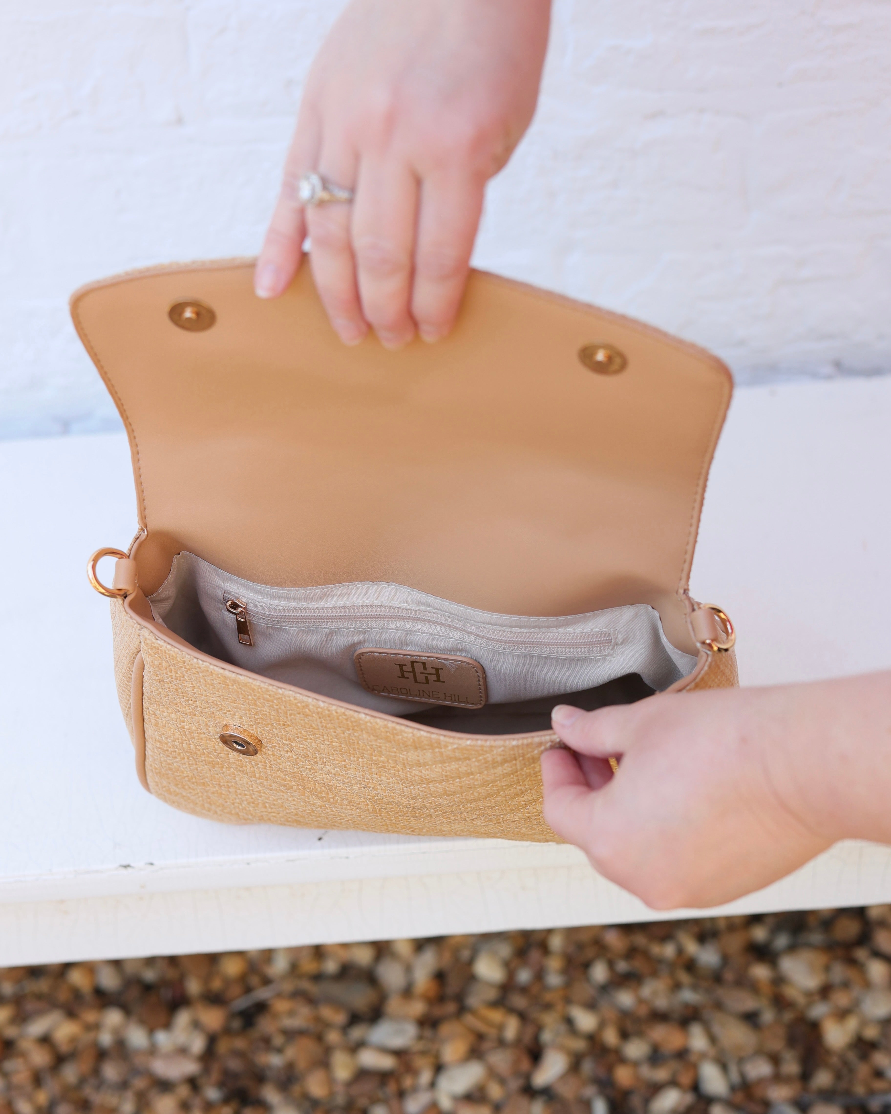 Sinclair Quilted Crossbody Natural VQ – Caroline Hill