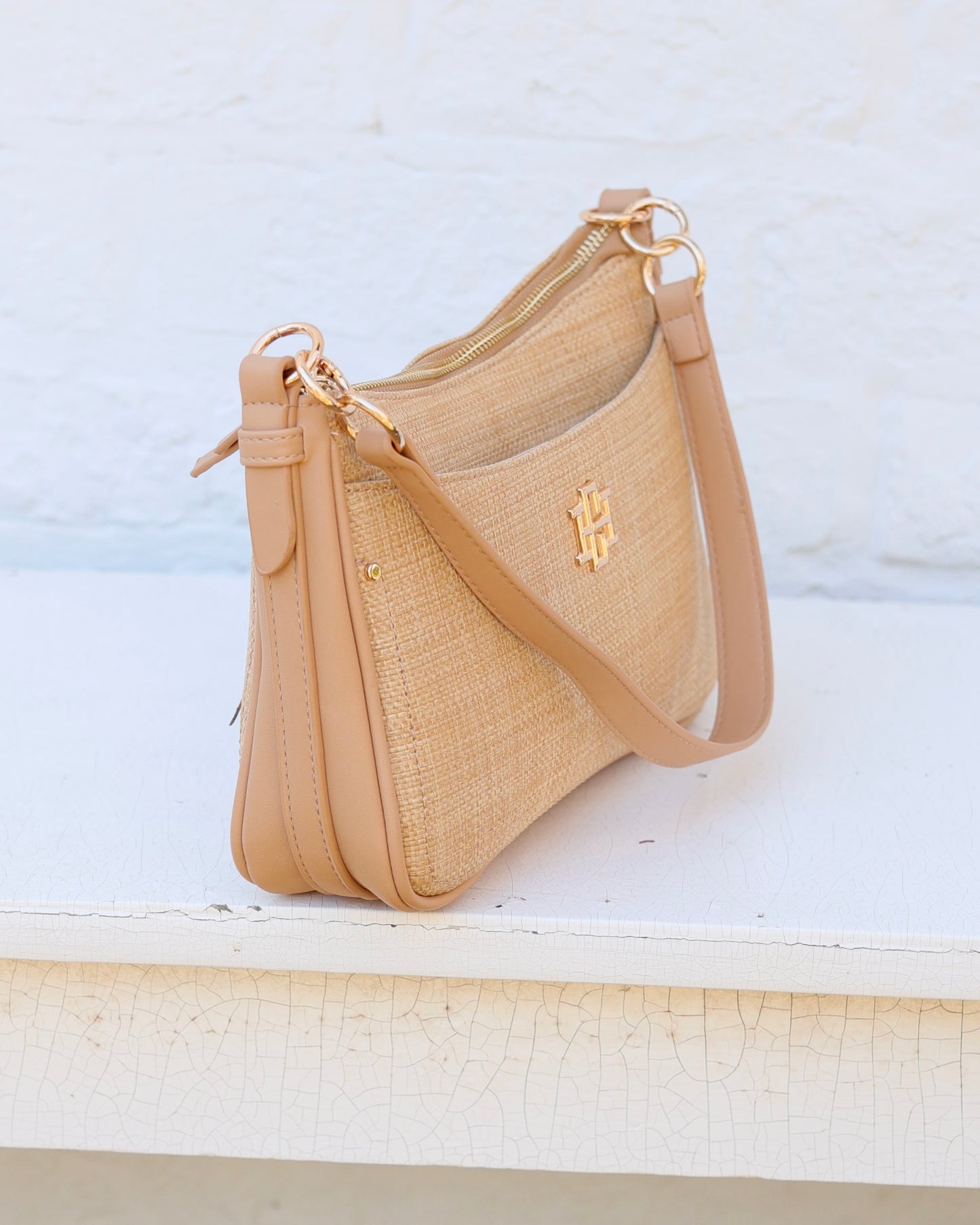 Paxton Crossbody with Pockets Natural