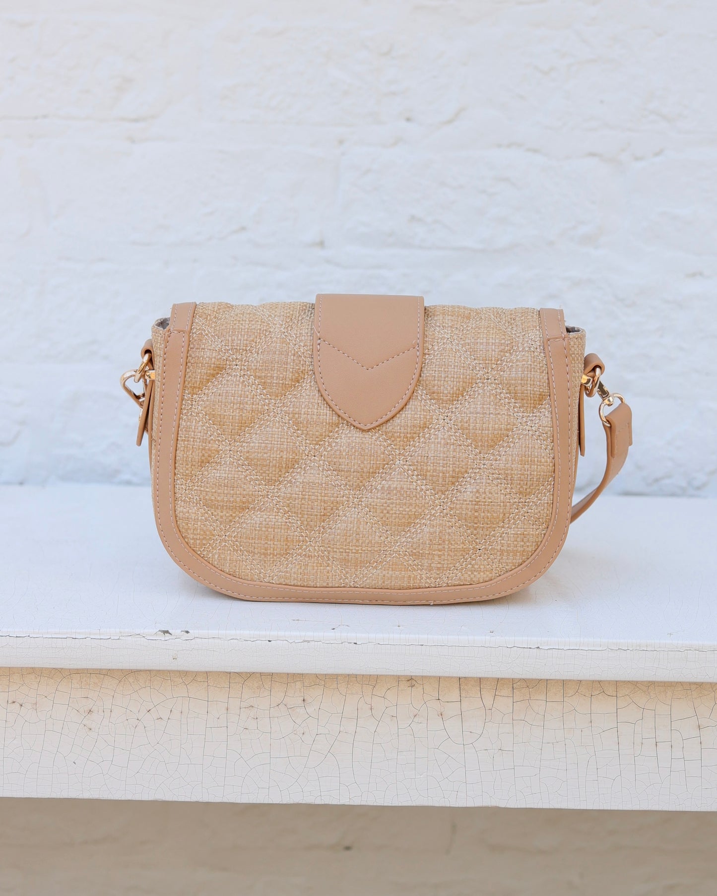 Griffin Crossbody Bag Natural DQ
