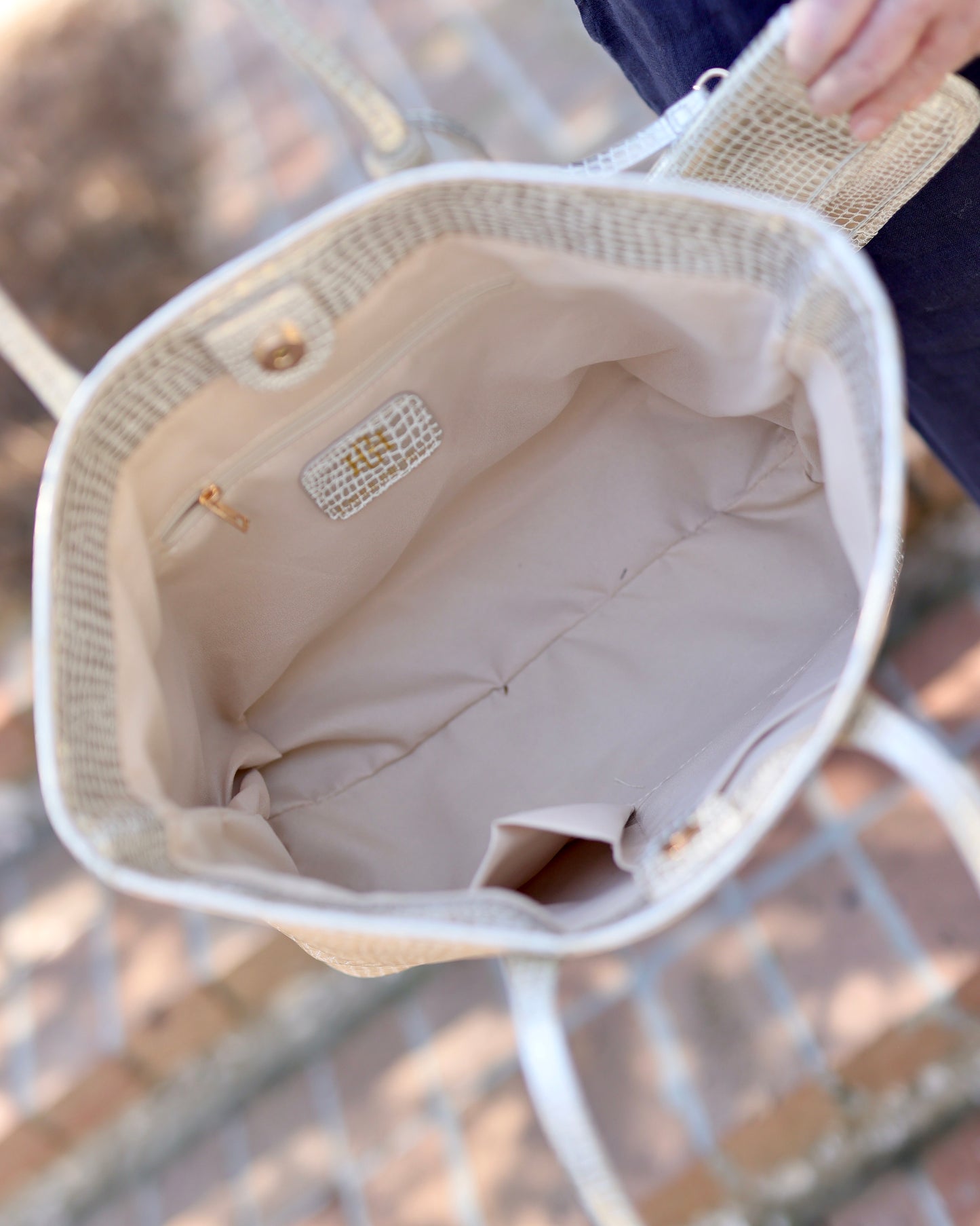 Sheffield Tote Silver EC