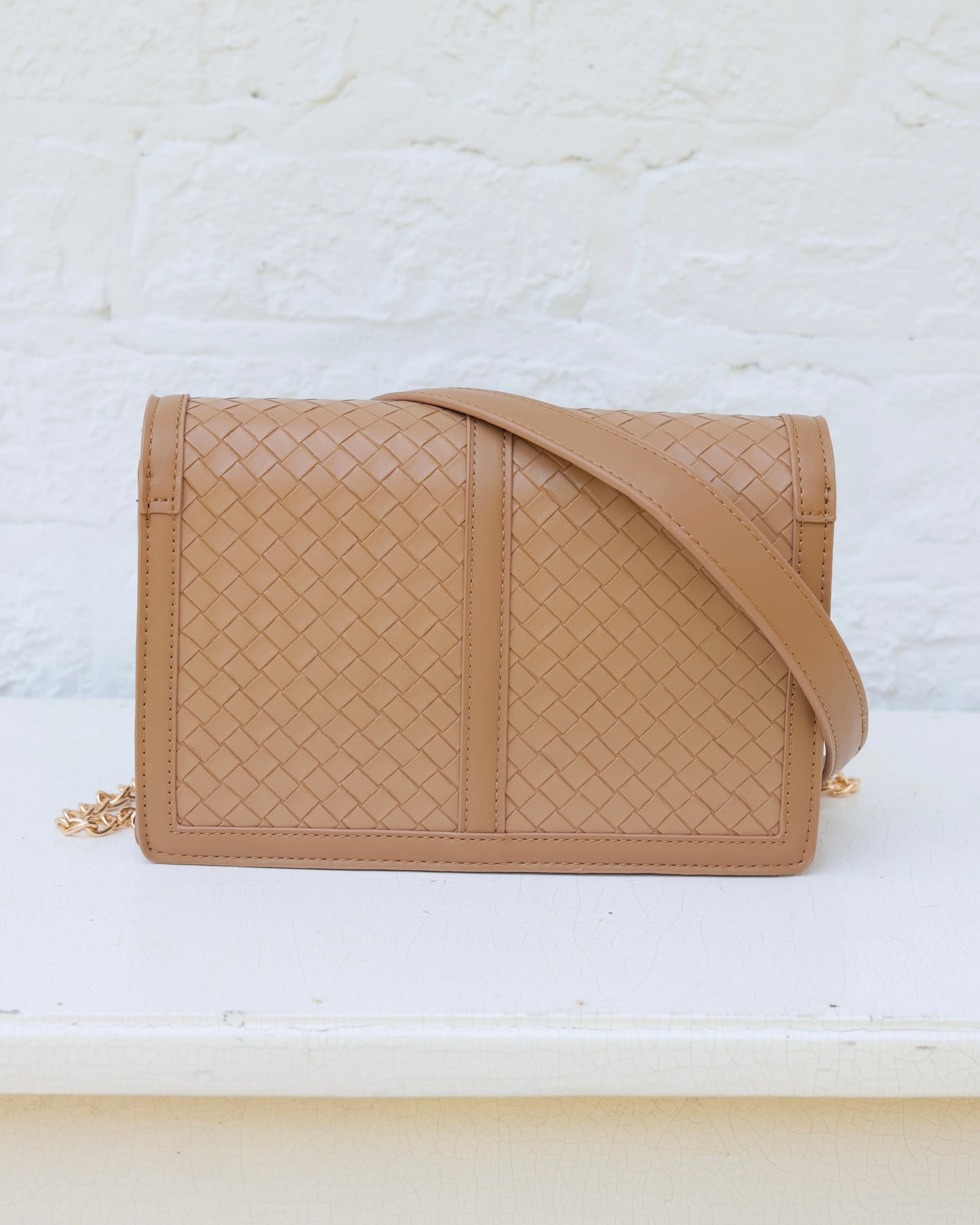 Cecilia Circle Logo Handbag Woven Tan
