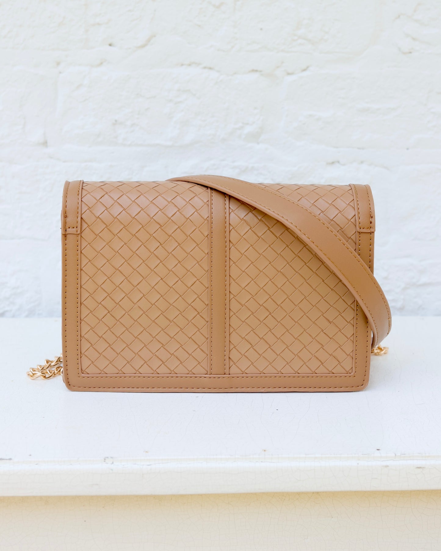 Cecilia Circle Logo Handbag Woven Tan