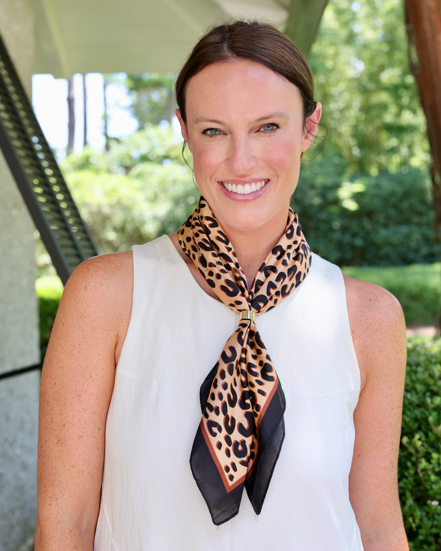 Jada Scarf With Slide Leopard