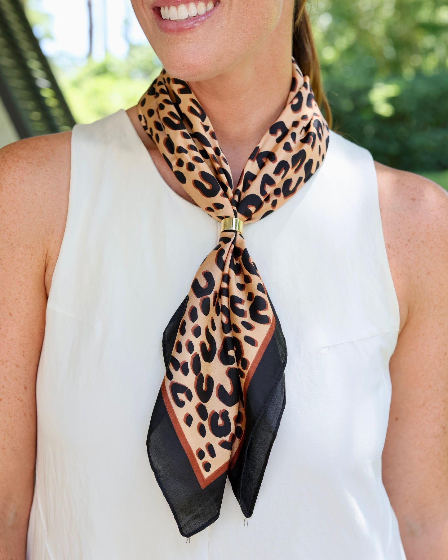 Jada Scarf With Slide Leopard