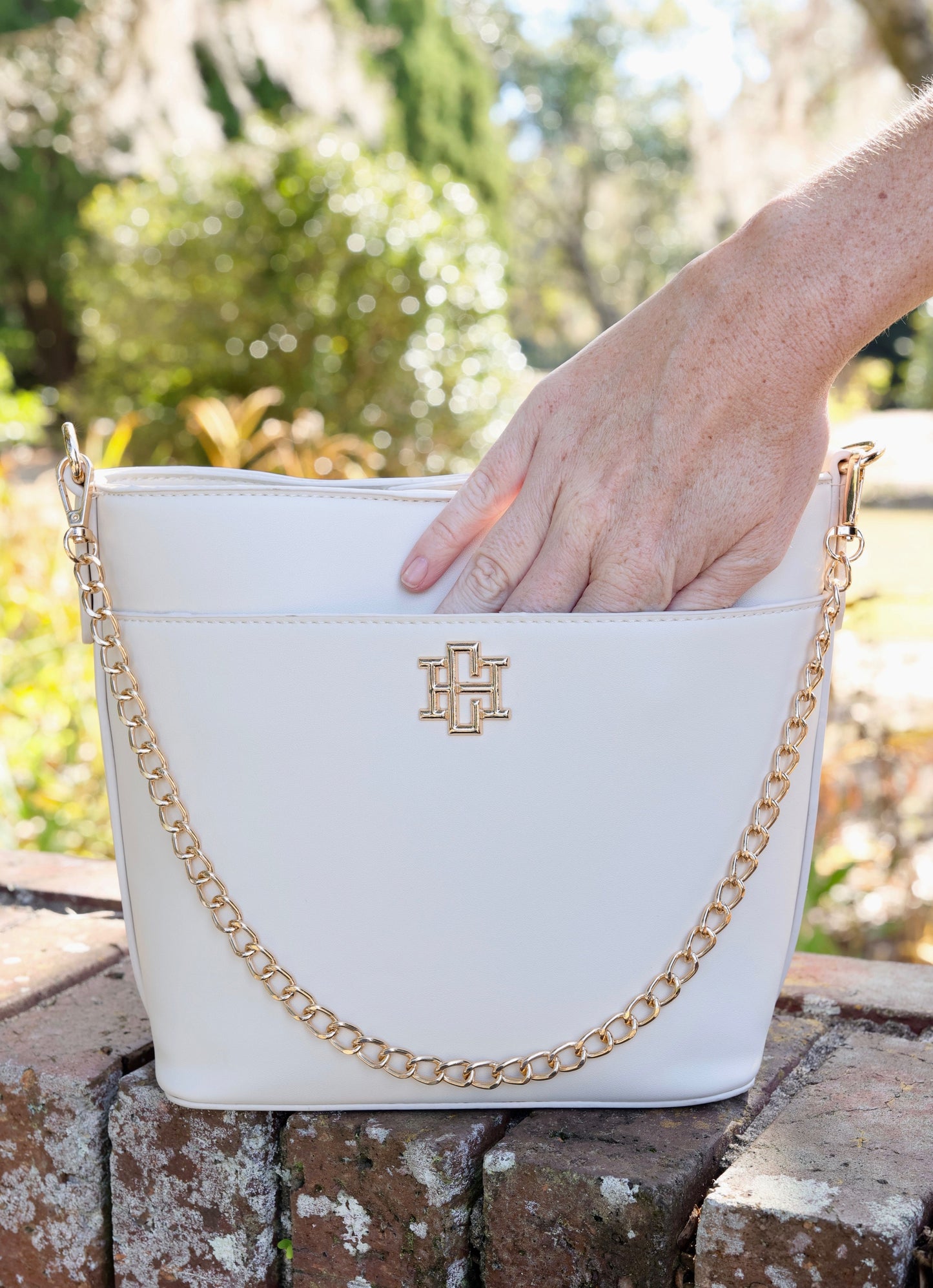 Brielle Bucket Bag Cream