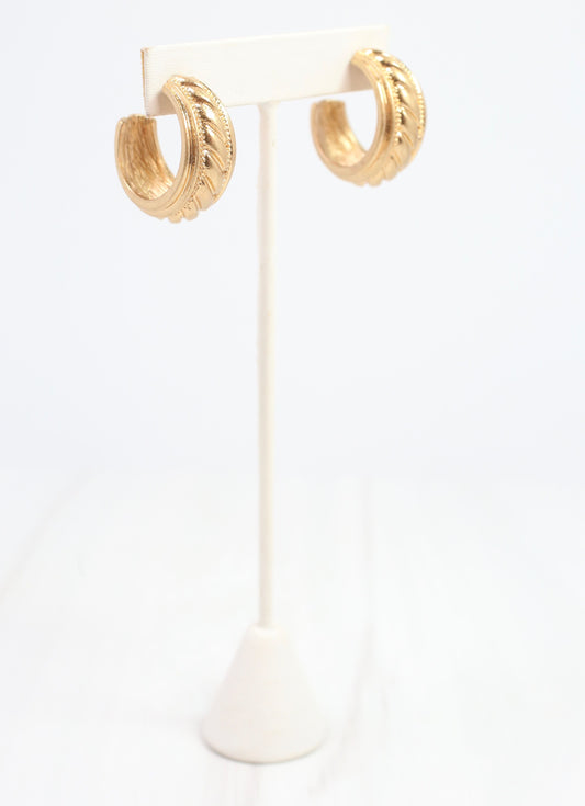 Isabella Hoop Earring Gold