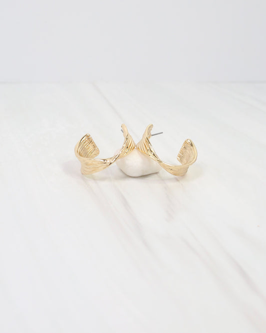 Raleigh Twist Hoop Earring Gold